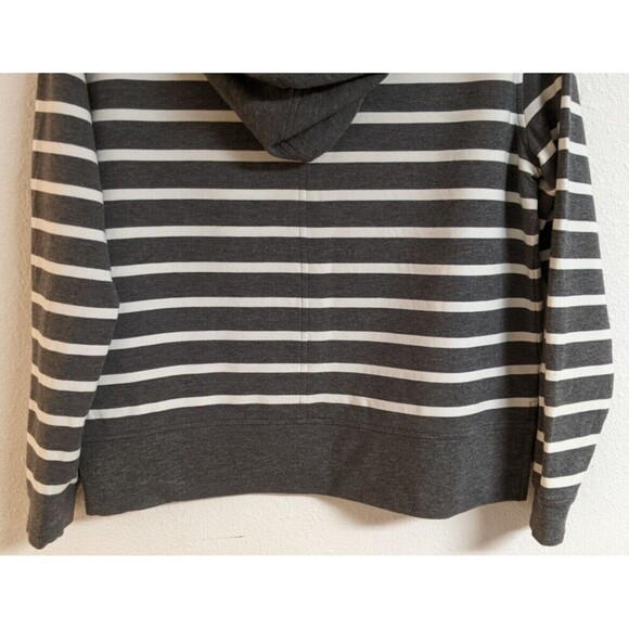 Cabi Women's Windward Striped Hooded Sweatshirt Top Gray/White # 5324 Size Small - Picture 8 of 9